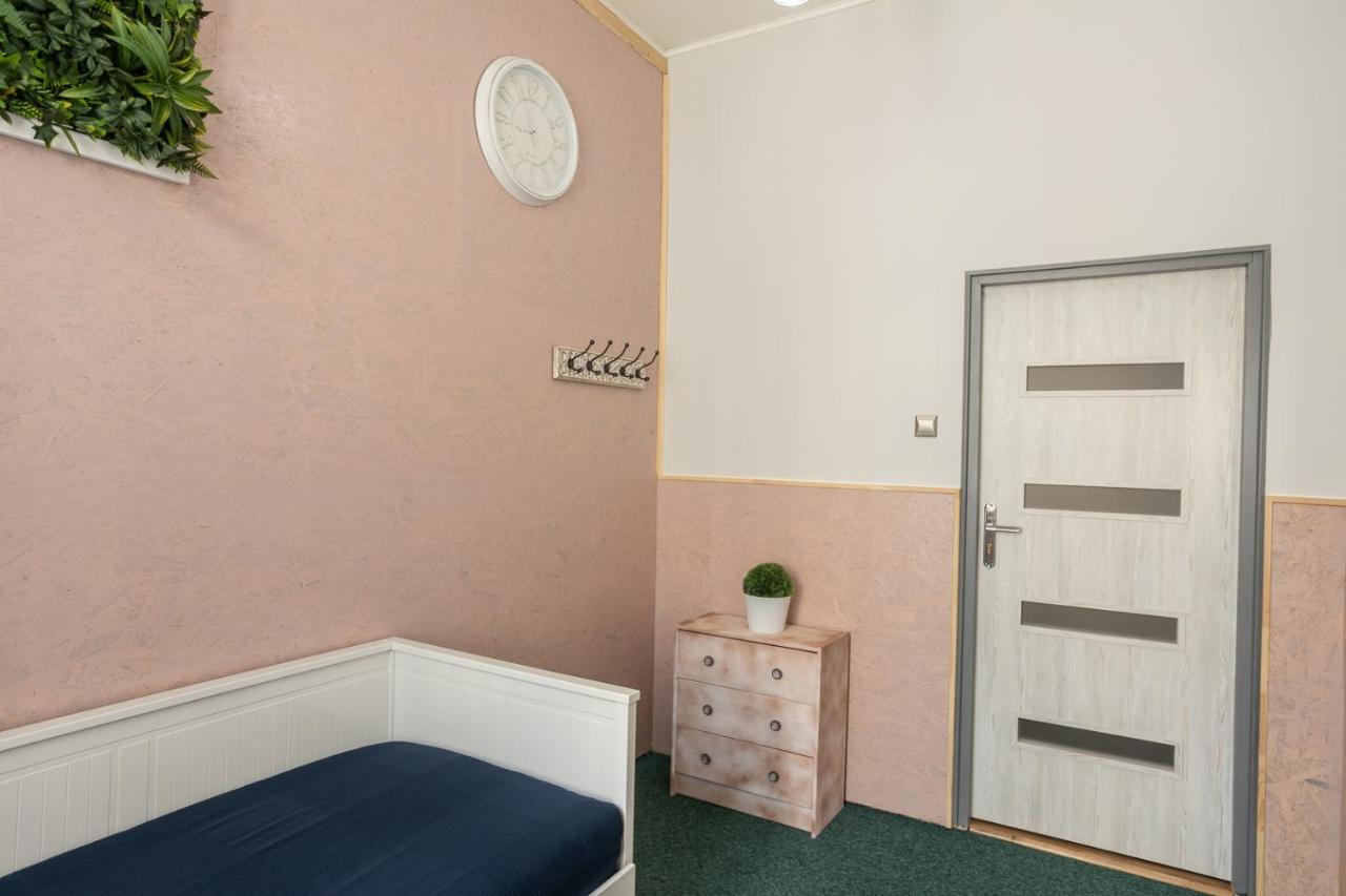 Kosciuszki Street Hostel Βρότσλαβ Εξωτερικό φωτογραφία